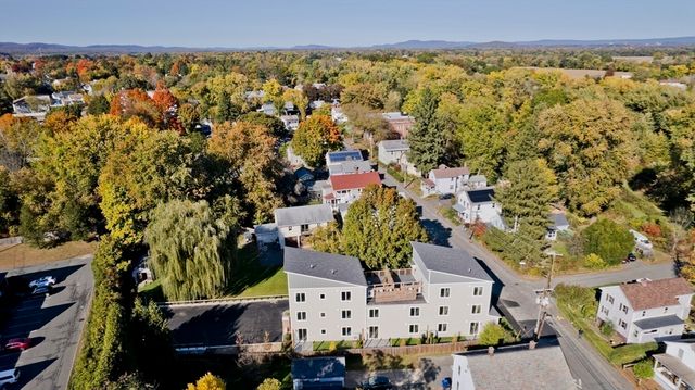 107 Williams Street 2c, Northampton, MA 01060