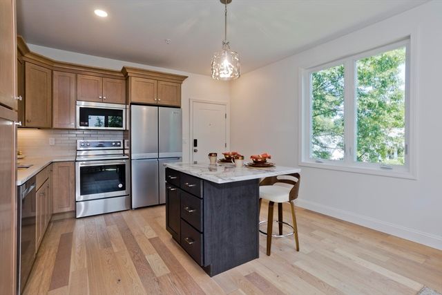 107 Williams Street 2c, Northampton, MA 01060