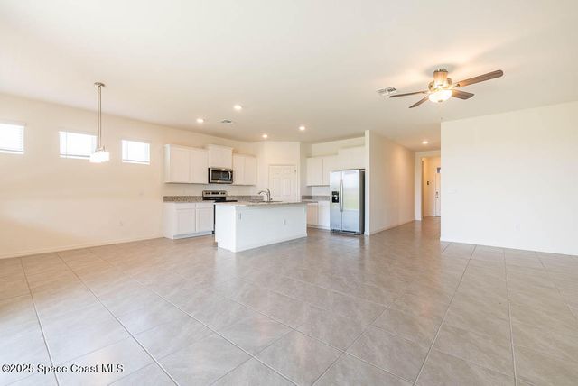 1753 Farnhouse Road SE, Palm Bay, FL 32909