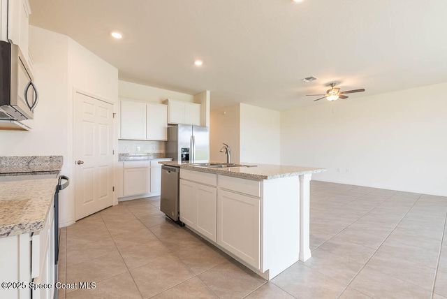 1753 Farnhouse Road SE, Palm Bay, FL 32909