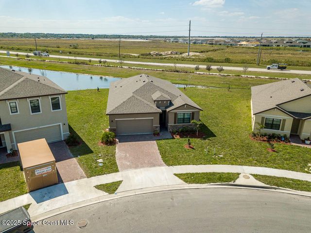 1753 Farnhouse Road SE, Palm Bay, FL 32909