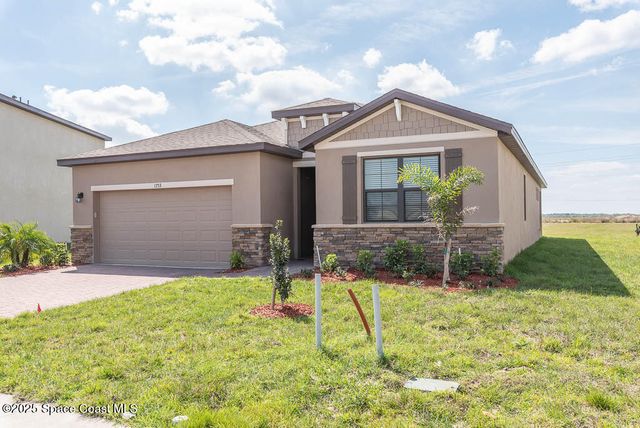 1753 Farnhouse Road SE, Palm Bay, FL 32909