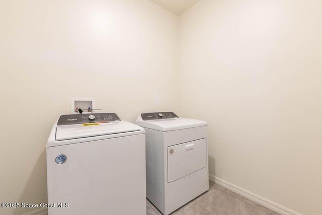 1753 Farnhouse Road SE, Palm Bay, FL 32909