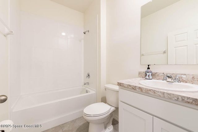 1753 Farnhouse Road SE, Palm Bay, FL 32909