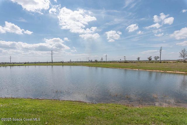 1753 Farnhouse Road SE, Palm Bay, FL 32909