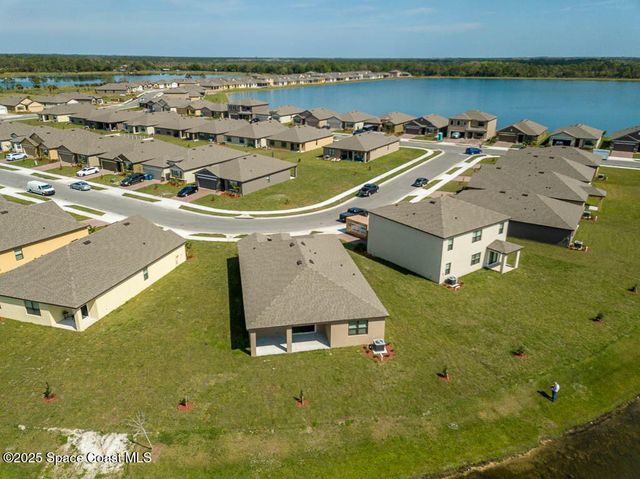 1753 Farnhouse Road SE, Palm Bay, FL 32909