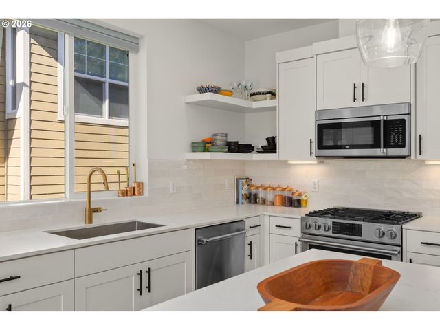 3920 N MONTANA Ave 301, Portland, OR 97227