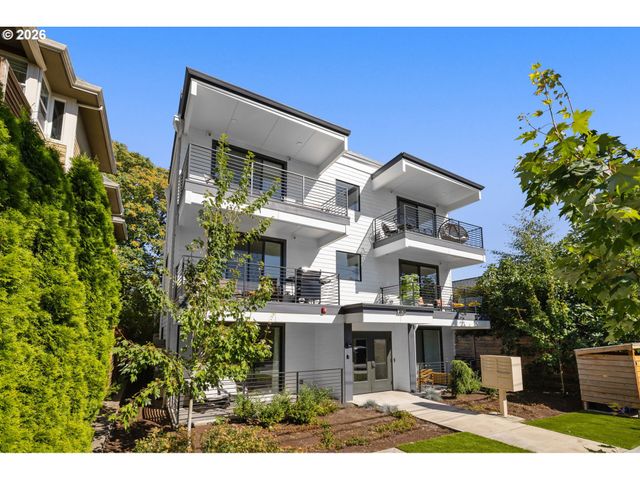 3920 N MONTANA Ave 301, Portland, OR 97227