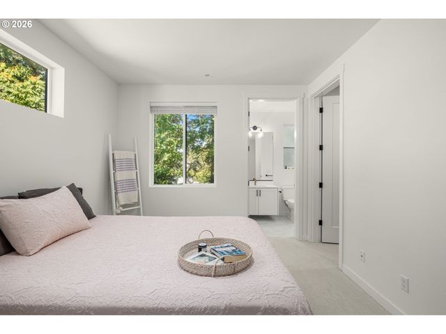 3920 N MONTANA Ave 301, Portland, OR 97227