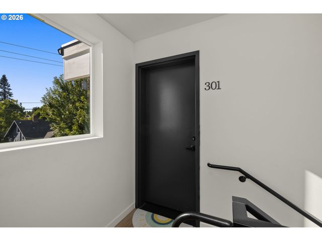 3920 N MONTANA Ave 301, Portland, OR 97227