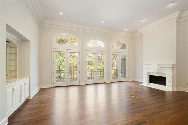 6010 Heards Drive, Sandy Springs, GA 30328