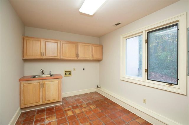 6010 Heards Drive, Sandy Springs, GA 30328