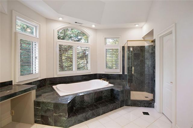 6010 Heards Drive, Sandy Springs, GA 30328