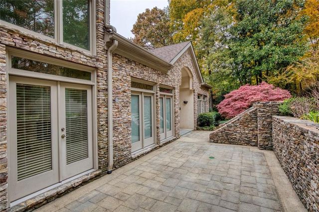 6010 Heards Drive, Sandy Springs, GA 30328