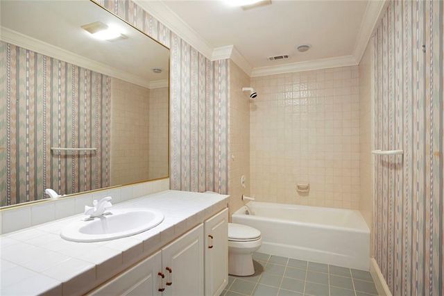 6010 Heards Drive, Sandy Springs, GA 30328