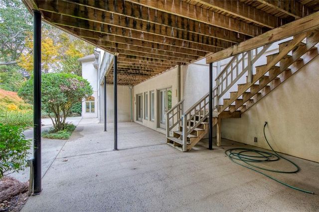 6010 Heards Drive, Sandy Springs, GA 30328