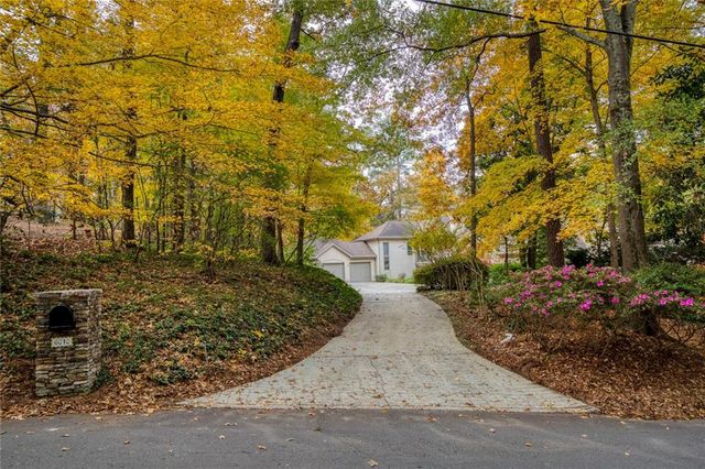 6010 Heards Drive, Sandy Springs, GA 30328