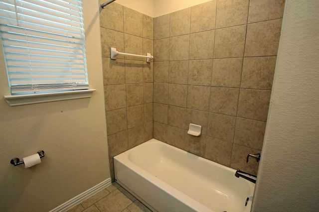 13346 Pecan Trails Drive, Santa Fe, TX 77510