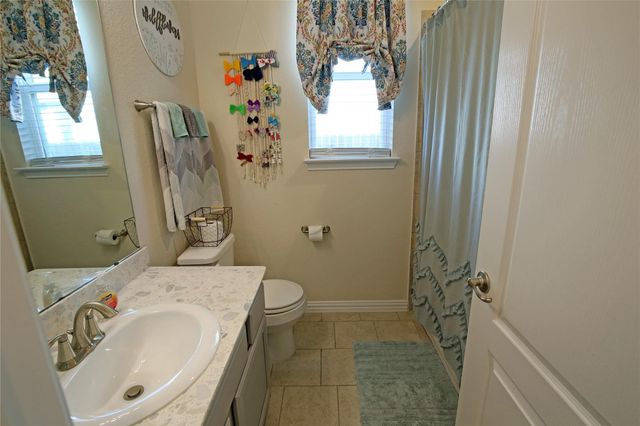 13346 Pecan Trails Drive, Santa Fe, TX 77510