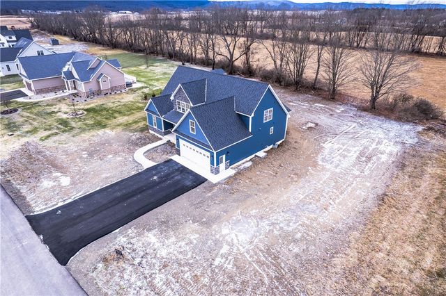 2 Quarry Lane, Big Flats, NY 14845