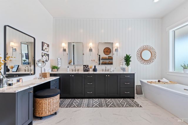 6299 W Biathlon St, Eagle, ID 83616