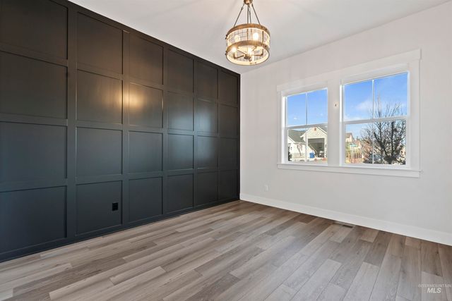 6299 W Biathlon St, Eagle, ID 83616