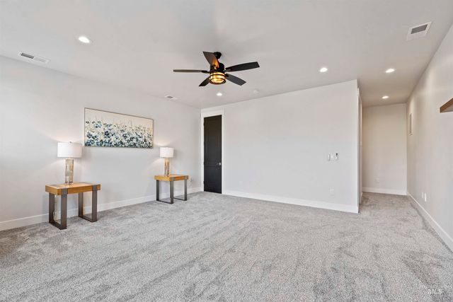 6299 W Biathlon St, Eagle, ID 83616