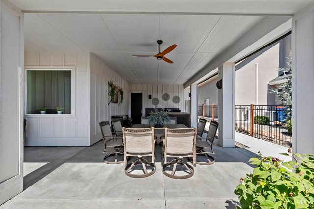 6299 W Biathlon St, Eagle, ID 83616