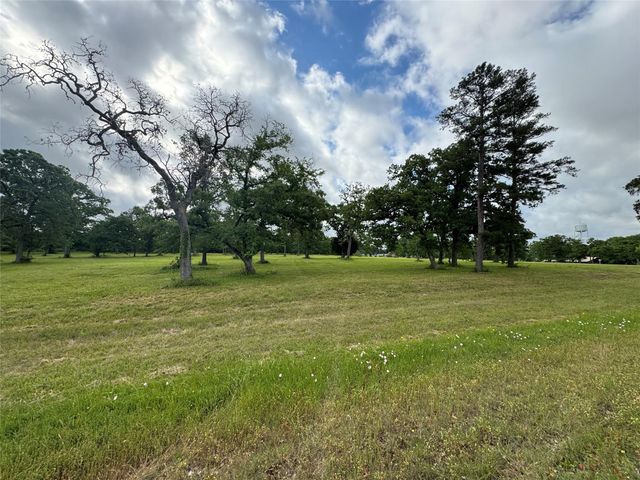 TBD Fm 1696 E, Huntsville, TX 77340