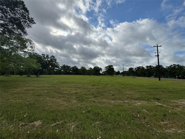 TBD Fm 1696 E, Huntsville, TX 77340