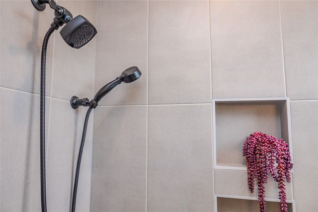 4657 177th Street, Urbandale, IA 50323