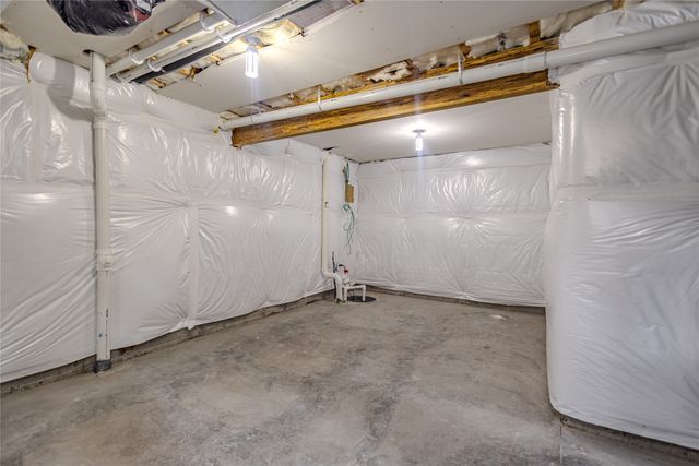 4657 177th Street, Urbandale, IA 50323