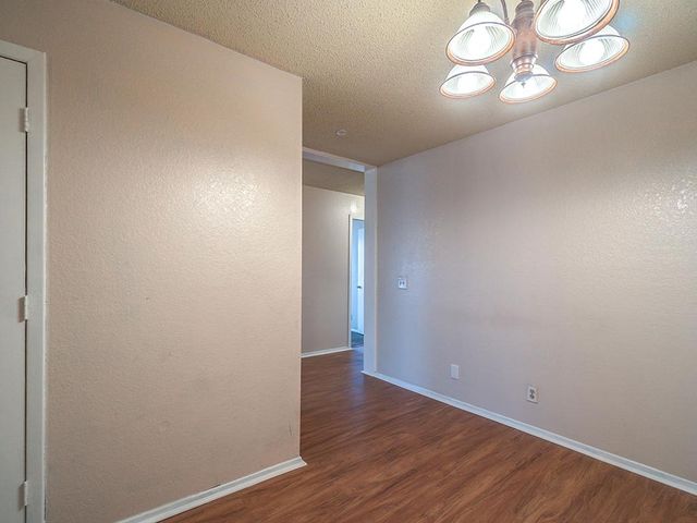 509 S Hastings Street, Irving, TX 75060