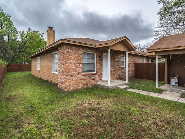 509 S Hastings Street, Irving, TX 75060