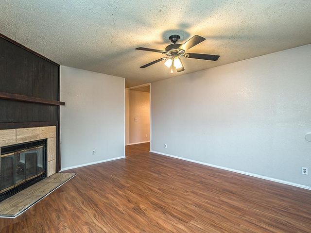 509 S Hastings Street, Irving, TX 75060
