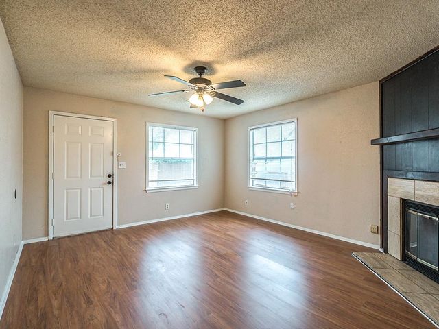 509 S Hastings Street, Irving, TX 75060