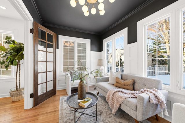 5453 N Shoreland AVENUE, Whitefish Bay, WI 53217