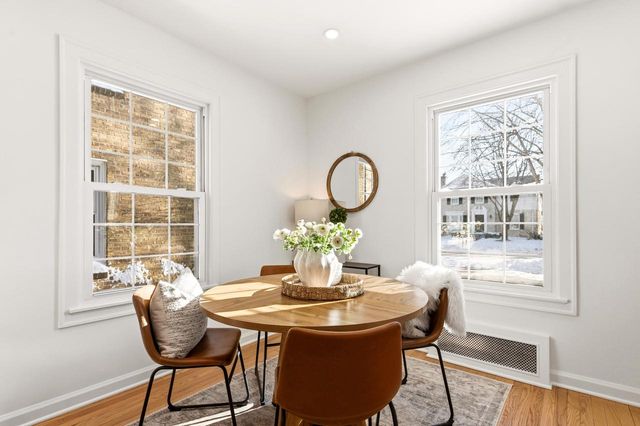 5453 N Shoreland AVENUE, Whitefish Bay, WI 53217