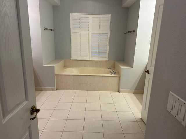 4209 Wellington Shores Drive, Wellington, FL 33449