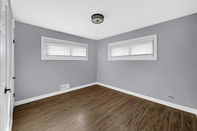112 W 155th Street, Harvey, IL 60426