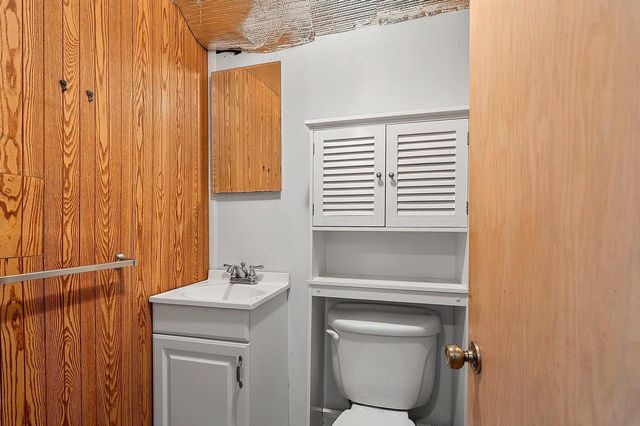 768 CHESTNUT STREET, Neenah, WI 54956