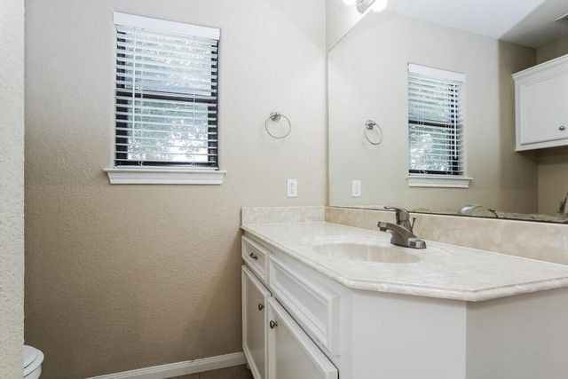 131 Golfview Drive, Conroe, TX 77356