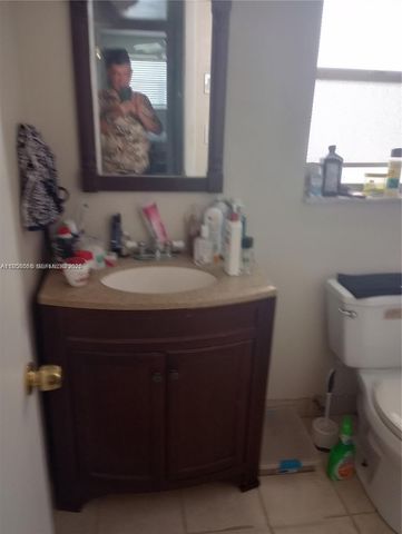 8130 Sunrise Lakes Blvd 107, Sunrise, FL 33322