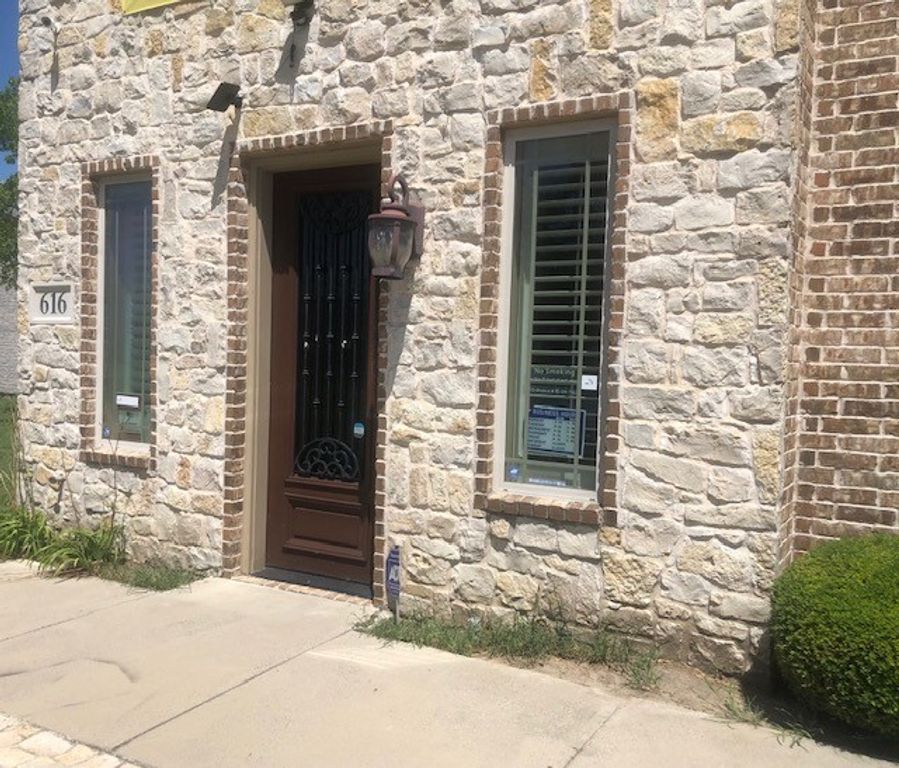 616 E Lamar Street, Royse City, TX 75189