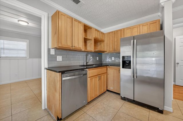 3766 Winfield Avenue, Fort Worth, TX 76109