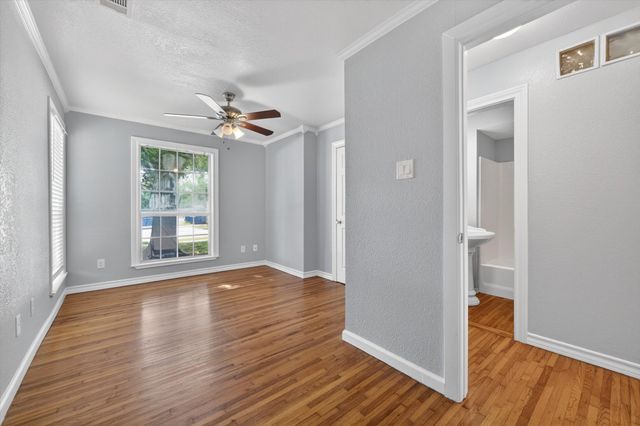 3766 Winfield Avenue, Fort Worth, TX 76109