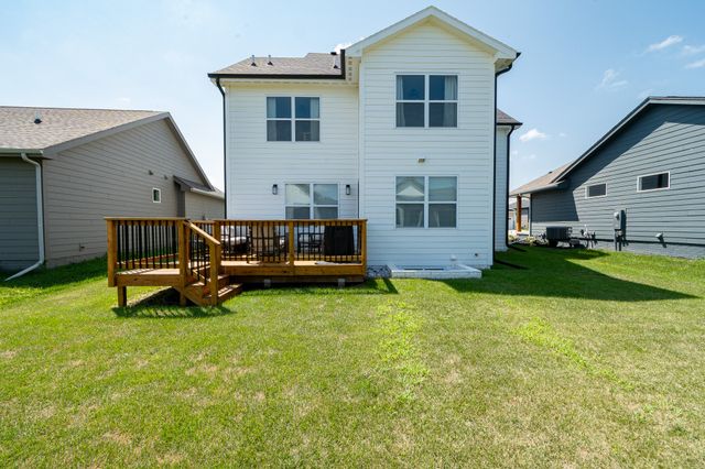 18217 Alpine Drive, Clive, IA 50325