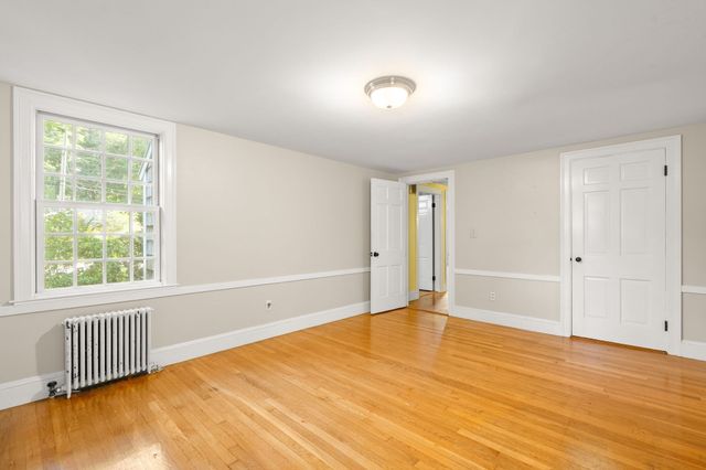 13 Whitcomb Ave, Hingham, MA 02043