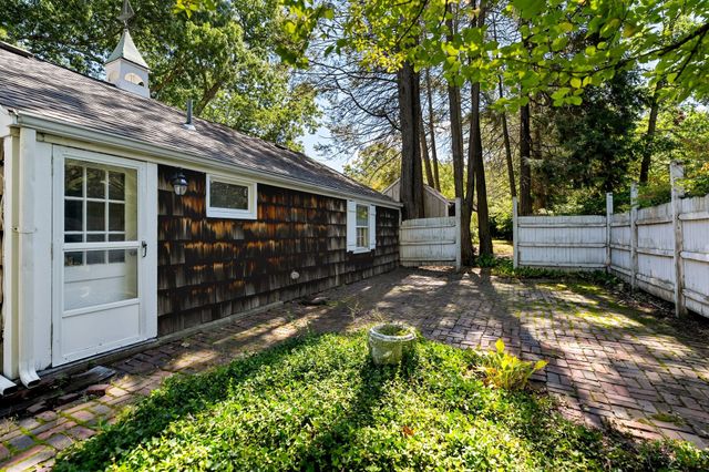 13 Whitcomb Ave, Hingham, MA 02043