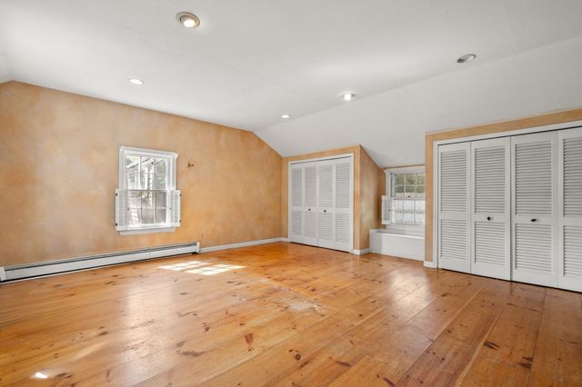 13 Whitcomb Ave, Hingham, MA 02043